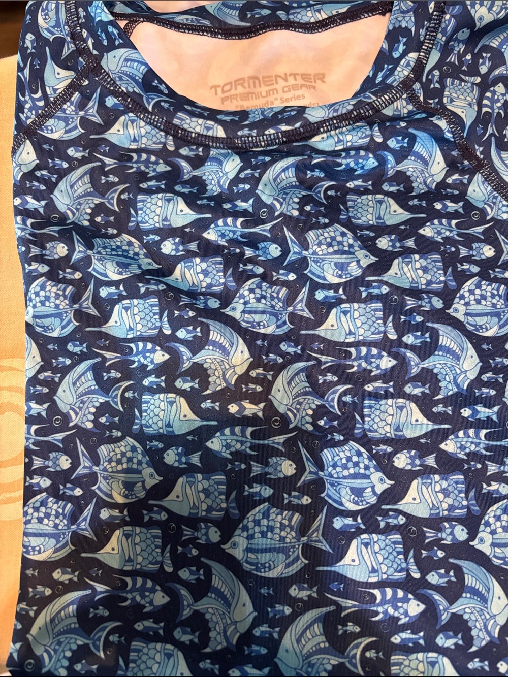 Men’s Short Sleeve Tee in Navy & Light Blue Fish Print